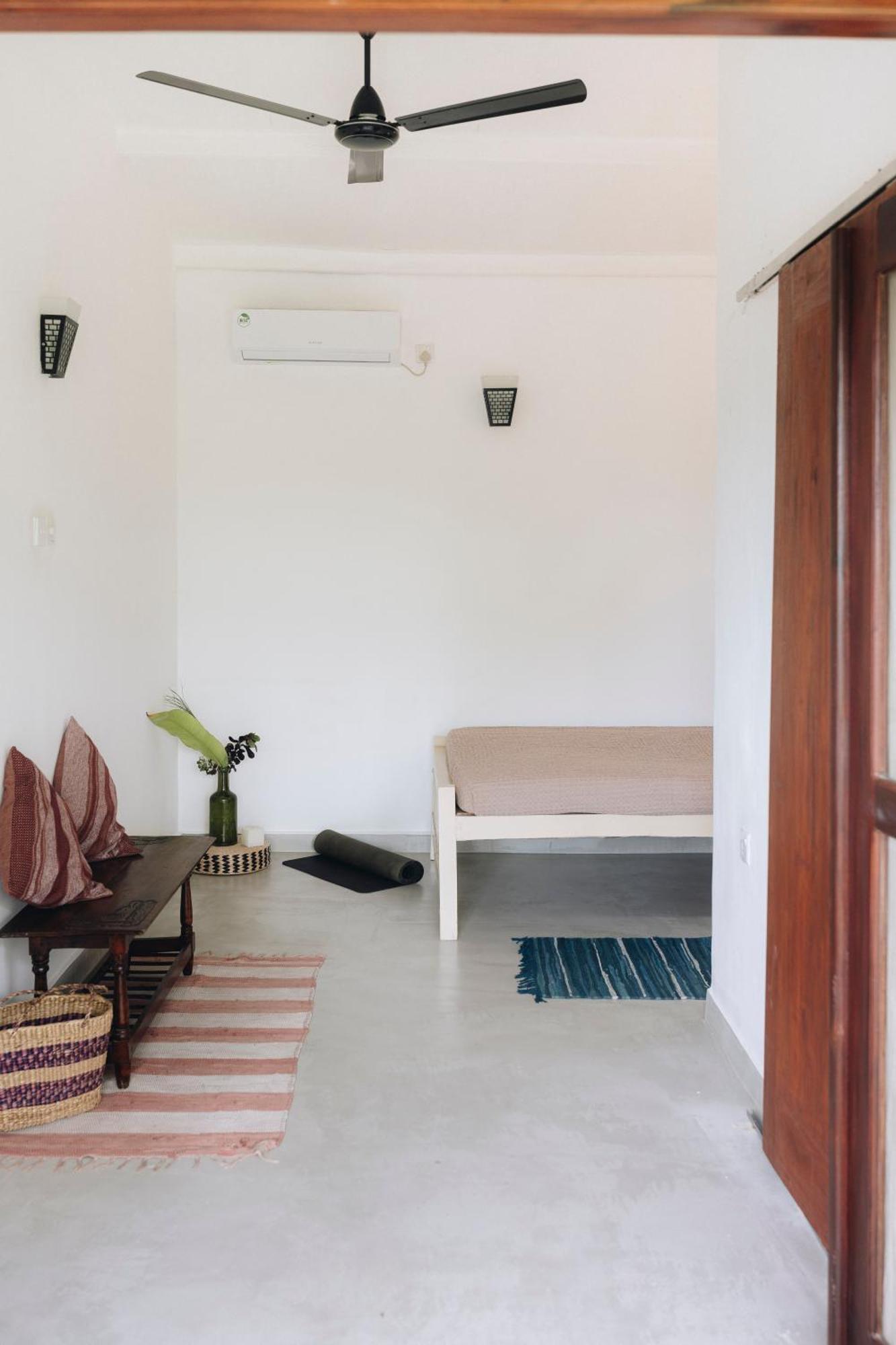 Mellow Hostel Sri Lanka Ахангама Екстериор снимка